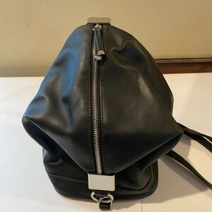 Black 2 way backpack/shoulder bag